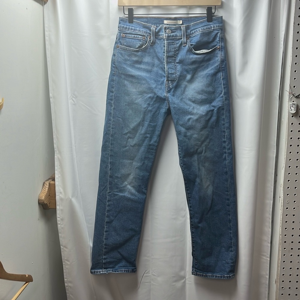 Levi’s Medium Wash Button Fly Straight Wedgie Jeans-30